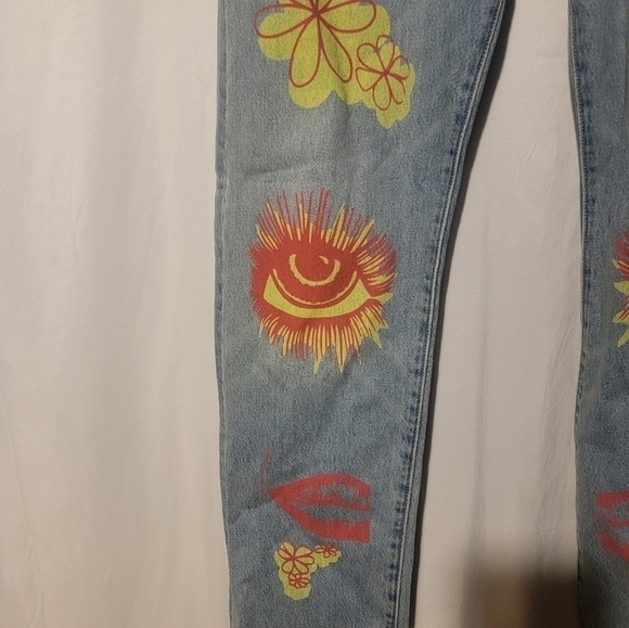Levi's Premium 501 Jeans Men’s 34x30 Hippie Love Peace Groovy Flowers - Picture 8 of 9